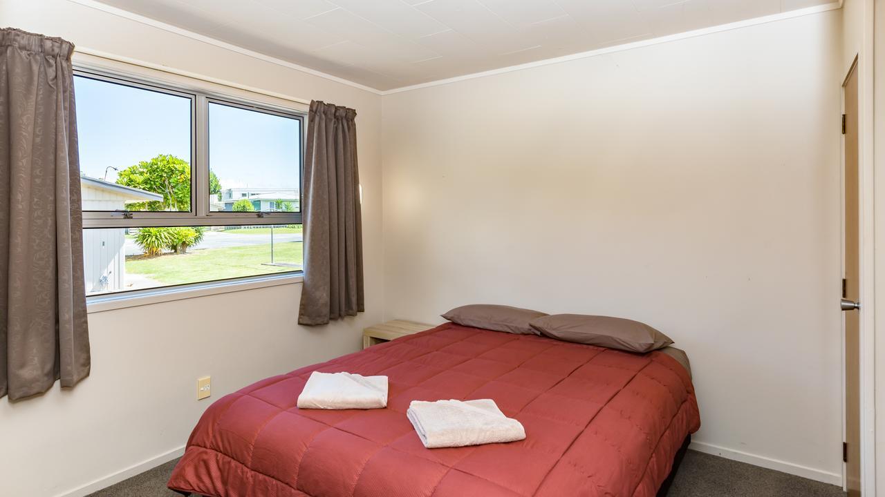 Waitangi Beach Units Екстериор снимка